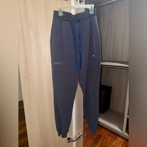 FIGS PRIDE charcoal - Zamora high-waisted jogger scrub pants